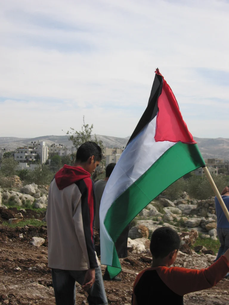 فلسطين توقع اتفاقيات لتصدير 1700 طن من المنتجات الزراعية إلى الإمارات والأردن