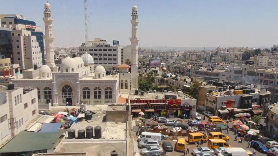 عشرات المنازل في قلنديا مهددة بالهدم وسط مخاوف من توسع الإجراءات الإسرائيلية